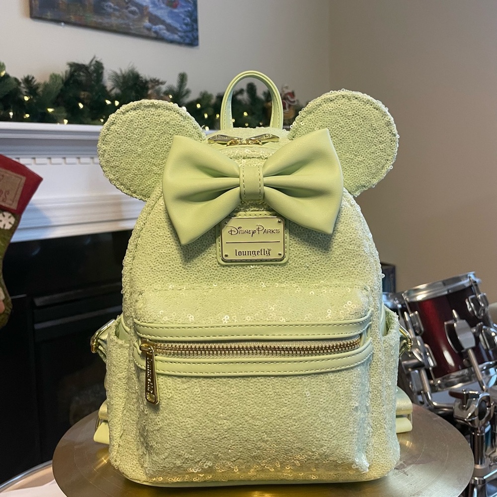 ❌SOLD❌ Disney Minnie Mouse Mint Green Sequin Mini Backpack
